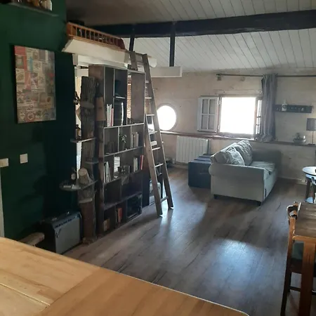 Avec Terrasse Centre شقة بوردو